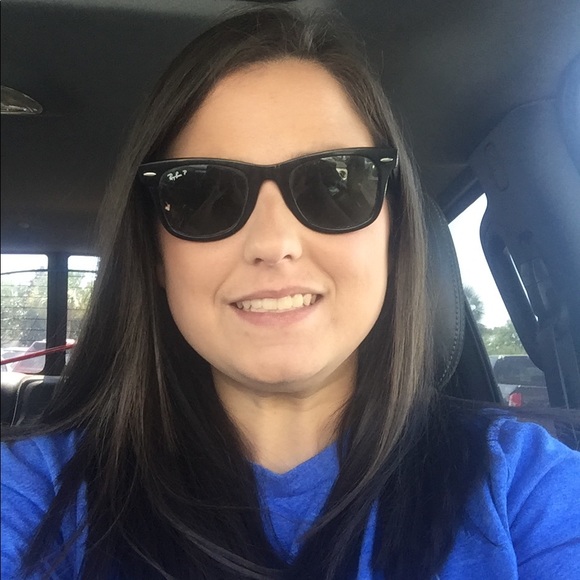 Meet your Posher, Miki - Picture 1 of 1